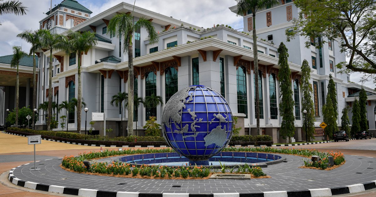 Families of 55 missing Malaysians in Nepal attend closed-door Wisma Putra briefing