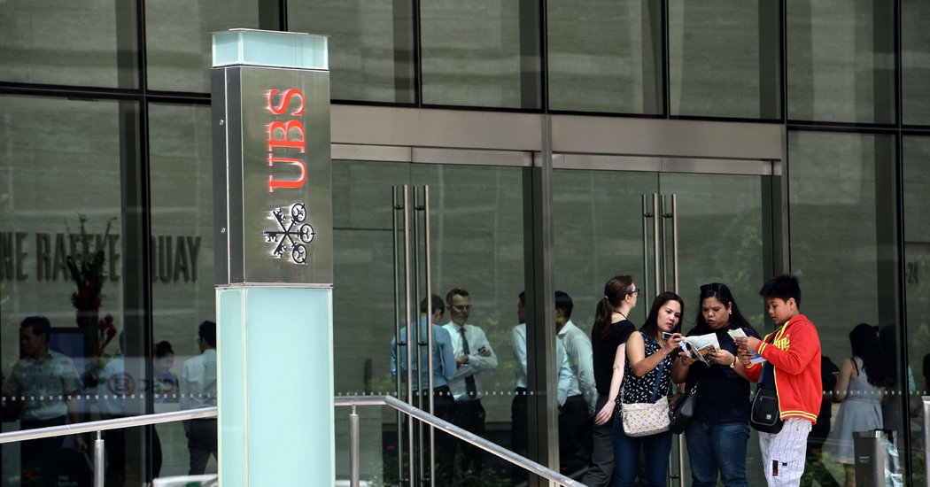 Singapore Cites Three Banks in Inquiry Into Malaysia’s 1MDB Fund