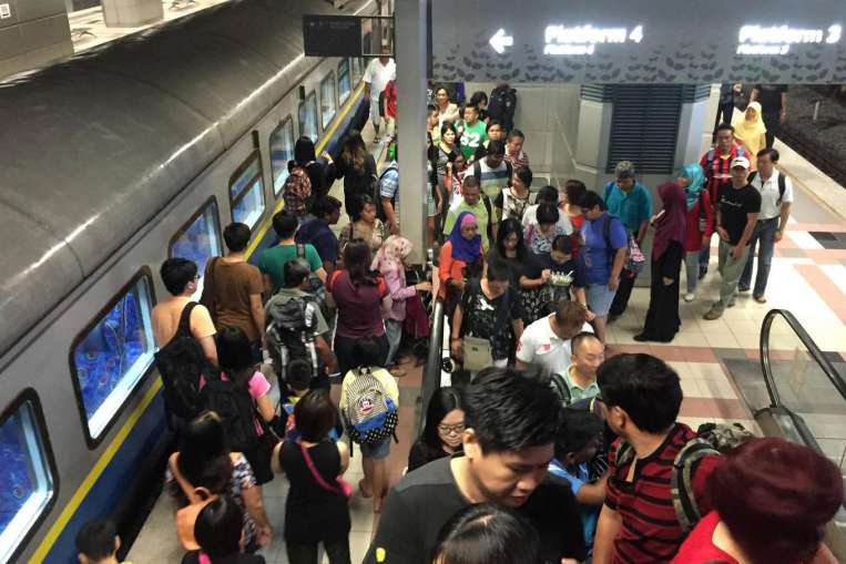 Touts in Malaysia behind pricey train ride from Johor to Singapore, SE Asia News & Top Stories
