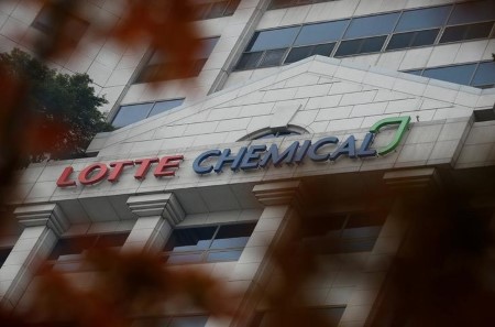 Malaysia’s Lotte Chemical prices IPO at bottom of range, to raise 8 mln