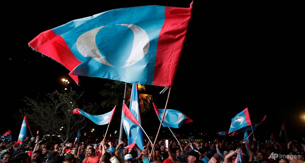 ‘Clear vote for change’: Tharman on Malaysia election result