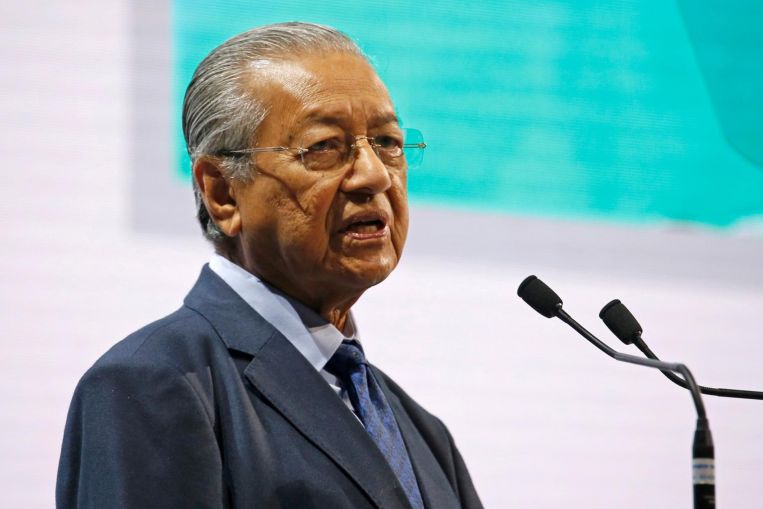 'I agreed Anwar will be next PM and I will stick to that promise,' says Malaysia's Mahathir