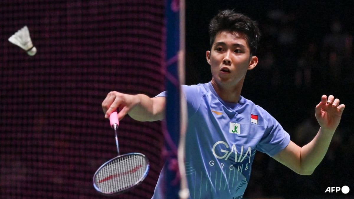 Loh Kean Yew loses to China’s Li Shi Feng in quarters, eliminated from Singapore Open