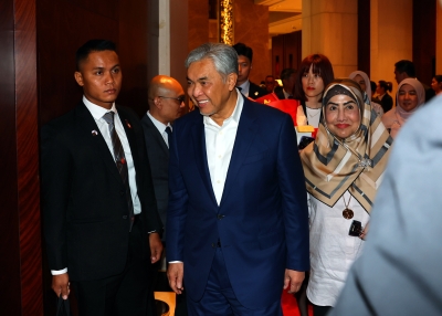 DPM Zahid arrives in Shanghai for third leg of China visit