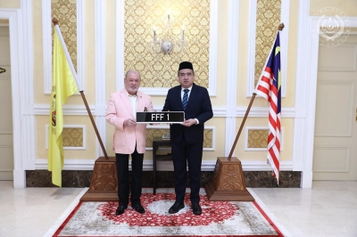 Agong channels RM1.75m to federal govt to bid for special FFF 1 plate