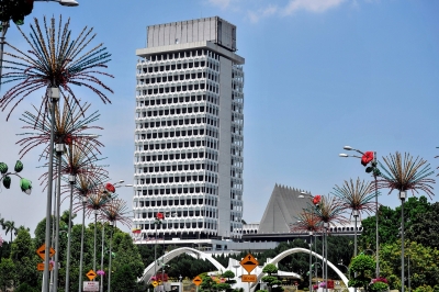 Visa liberalisation, UiTM enrolment and ringgit value among key issues to be raised at today’s Dewan Rakyat sitting