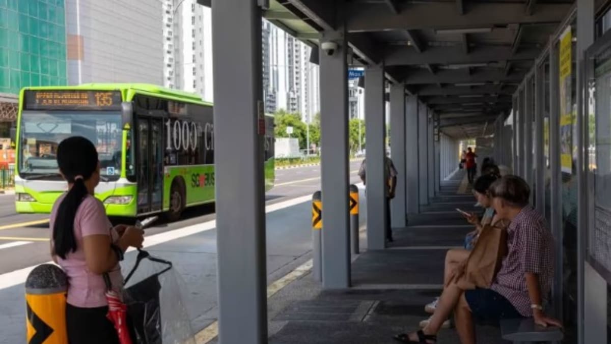 Video screens showing approaching buses may be installed at problematic stop opposite Parkway Parade