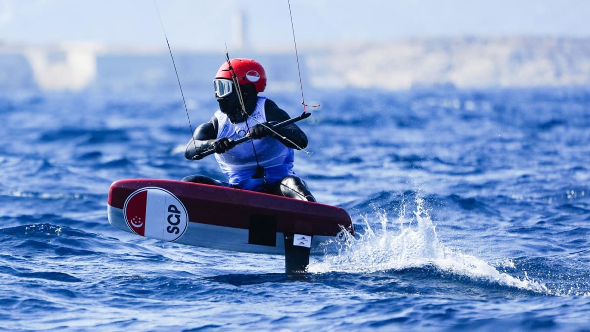 Singapore kitefoiler Maximilian Maeder’s Olympic final postponed after one race contested