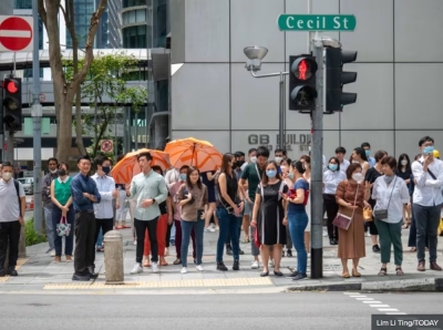 Report: Spike in loan requests from Singaporeans aged 40-59 to cope with cost-of-living challenges