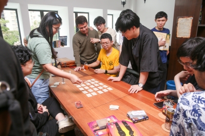 From comedians to writers, players of tabletop games in Malaysia say they found a way to become more creative… and have fun! 