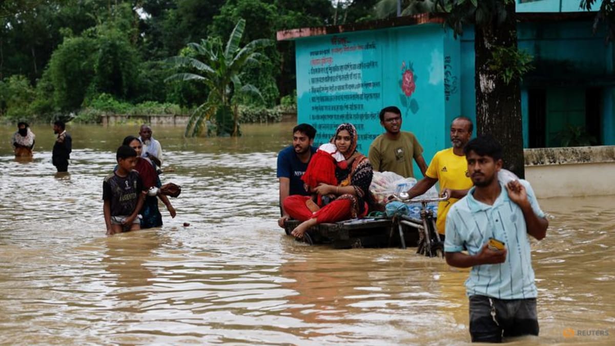 Singapore pledges US0,000 for Bangladesh flood victims