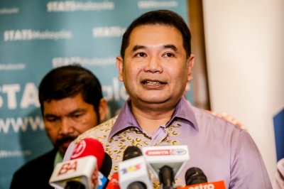 Rafizi to sue Wan Fayhsal over claims of using ministry funds for cybertroopers