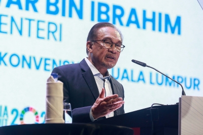 PM Anwar calls for Federal and state collaboration to modernise land administration