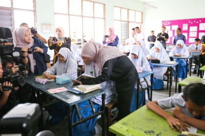 ‘Our kids aren’t lab rats’: Education minister says UPSR, PT3 will remain abolished as restoring them no trivial matter