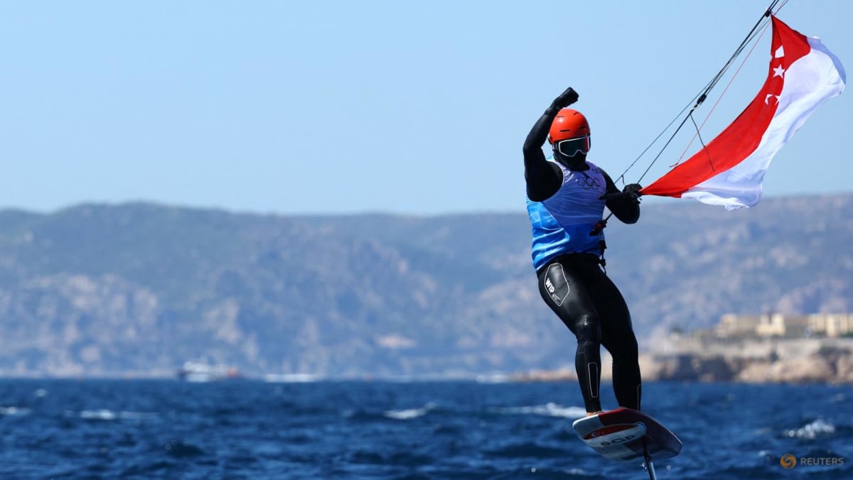 Max Maeder wins open event at Formula Kite Youth European Championships