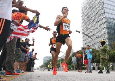 This weekend’s KL Marathon may be more challenging because of the heat, so here’s how runners can prepare