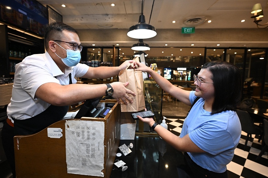 New app lets S’pore diners buy unsold food at big discount, help cut food waste