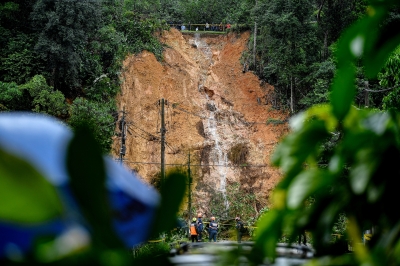 Works Ministry identifies 1,577 high-risk slopes along federal roads across Malaysia, RM104.84m spent on repair works as of Sept 2024