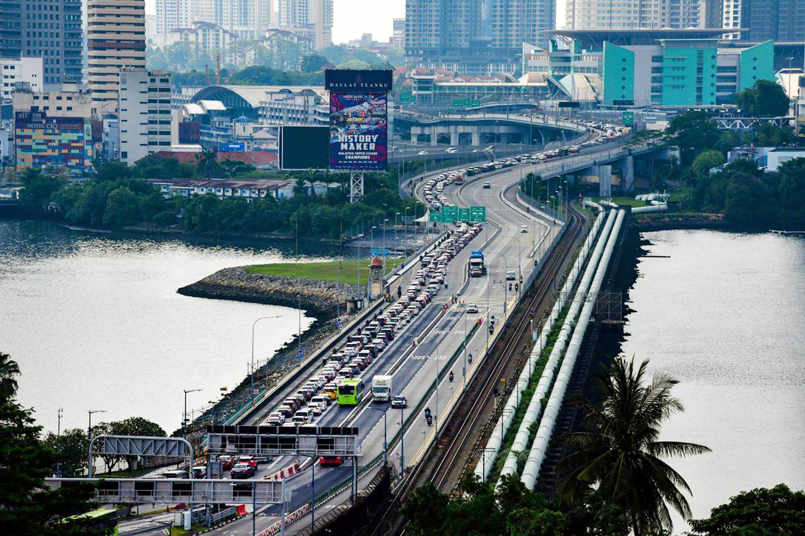 Over 2-hour wait to Woodlands Checkpoint as March school holidays begin