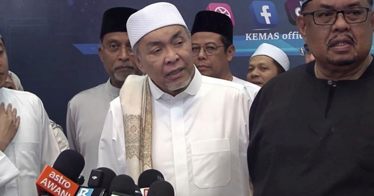 Zahid: Umno to discuss candidate for Ayer Kuning by-election soon