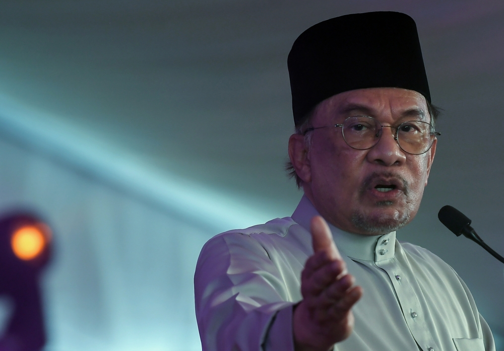 Special Parliament session on May 5 to address US tariff hikes, Anwar urges unity amid economic challenge