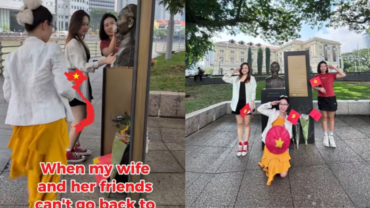 Vietnamese Women Clean Ho Chi Minh Bust At S’pore River To Mark Vietnam’s Reunification Day
