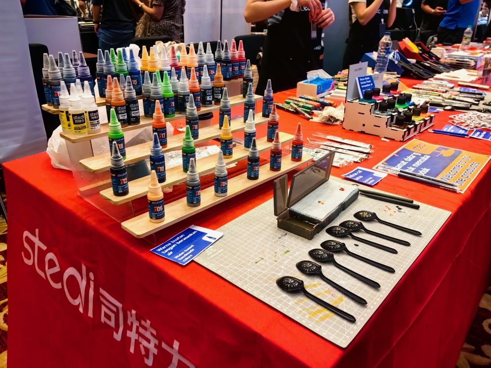 Small worlds, big stories: Miniature modelling takes centre stage