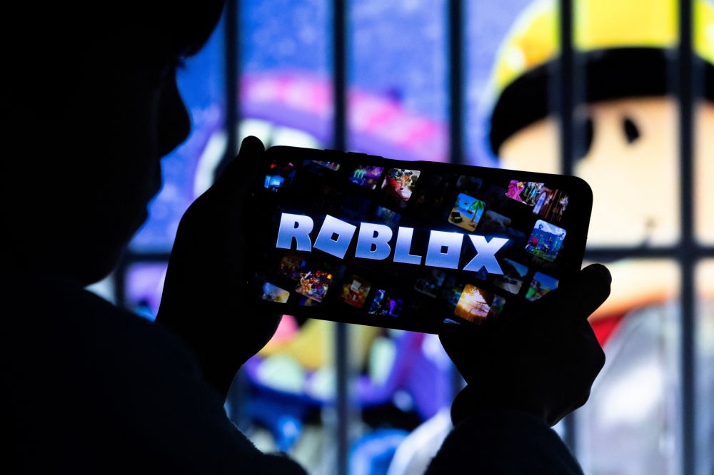 Teo Nie Ching says banning games like Roblox won’t keep children safe, calls for stronger in‑game protections