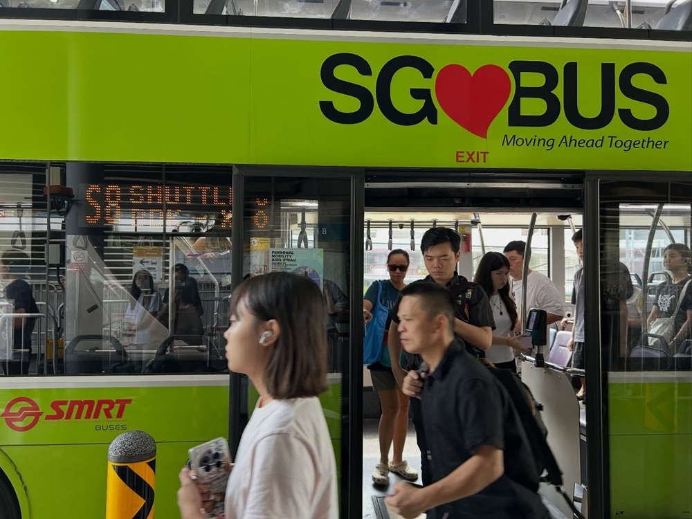 Singapore’s Land Transport Authority invites bids for 26 bus routes in Serangoon‑Eunos package