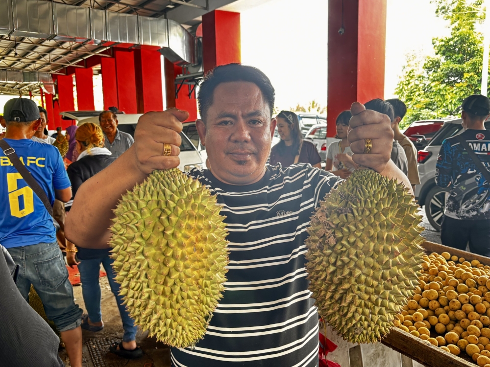 RM50 for three and a social media buzz: Kuching’s durian craze goes viral