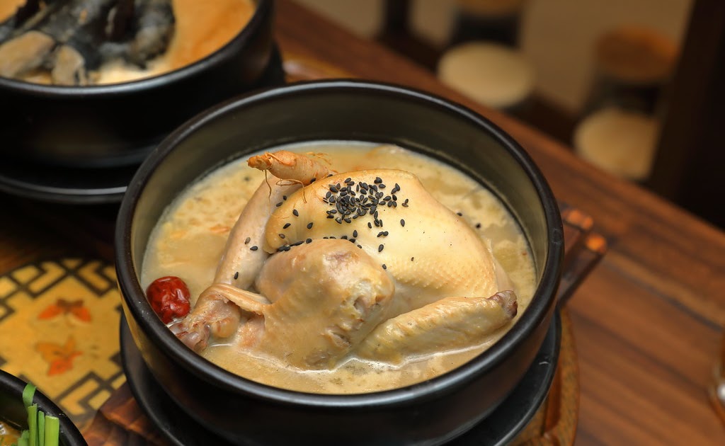 SG Food on Foot | Singapore Food Blog | Best Singapore Food | Singapore Food Reviews: Bomul Samgyetang @ Chijmes