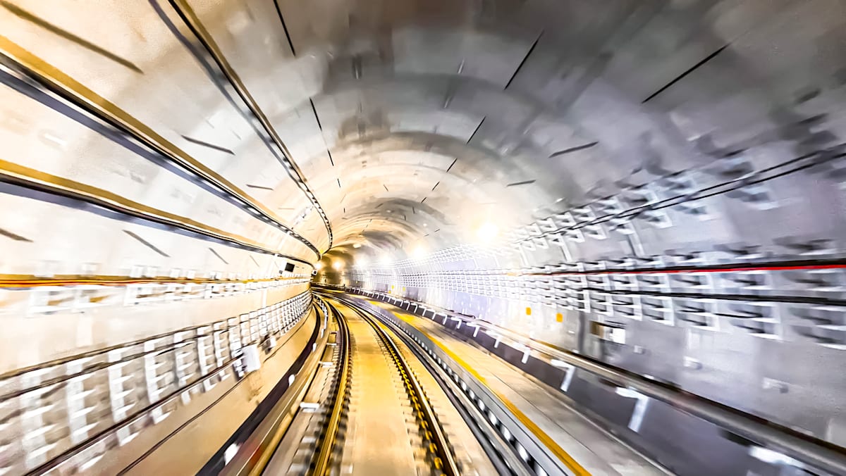 CNA Explains: What is ‘tunnel squatting’ and how does it affect MRT operations?