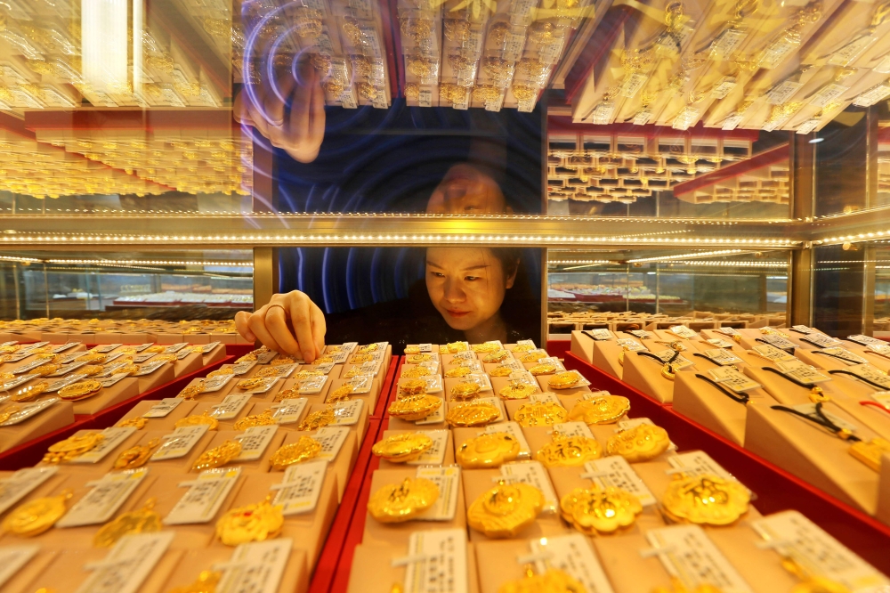 Bullion beats bling: Gold buyers in Singapore trade in jewellery for bars amid metal price boom