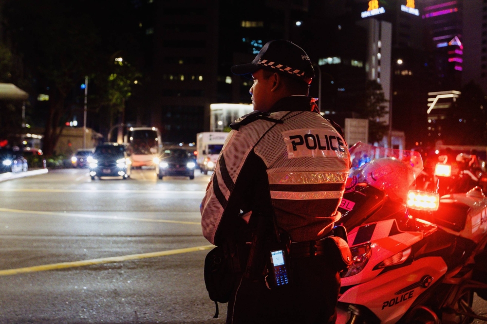 Singapore police arrest teenager after drug‑driving pursuit ends in multiple crashes and foot chase