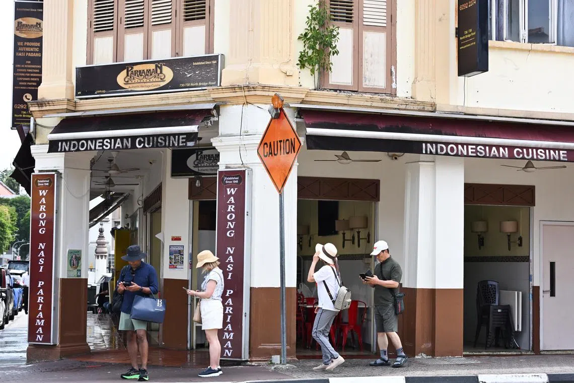 Government working with Warong Nasi Pariaman to explore options after its closure announcement: URA