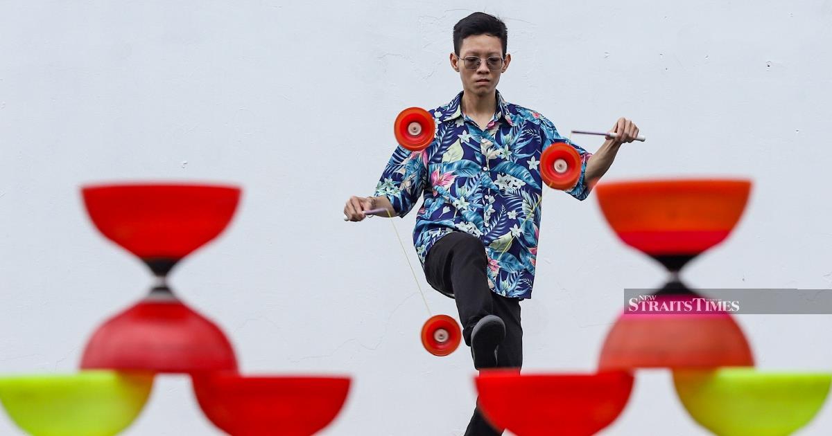 He revels in ancient diabolo amid digital world