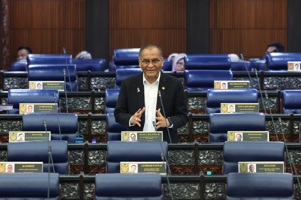 Hands off doctors’ decisions in private hospitals, health minister tells insurance firms