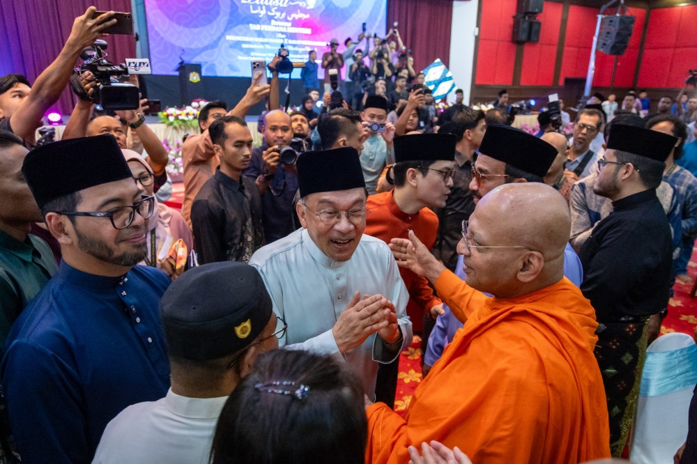 Anwar calls for mutual respect among faiths and races to safeguard national unity