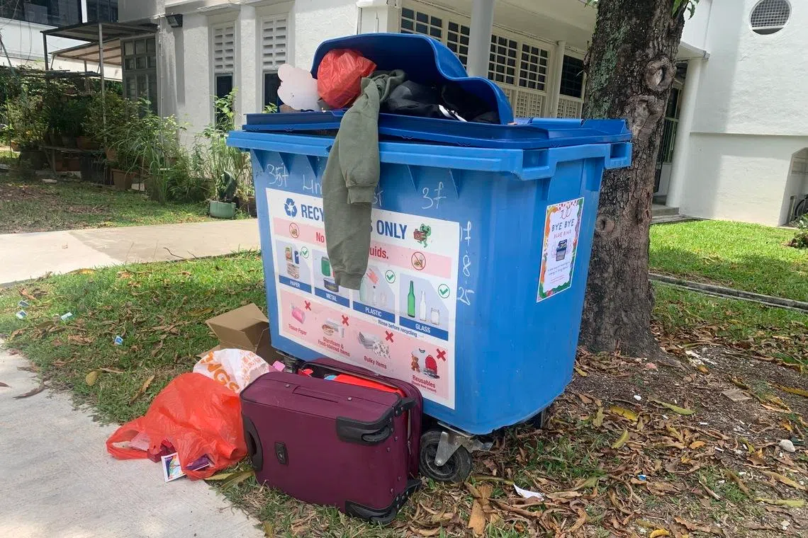 Blue recycling bins in Tiong Bahru estate to vanish for almost three months