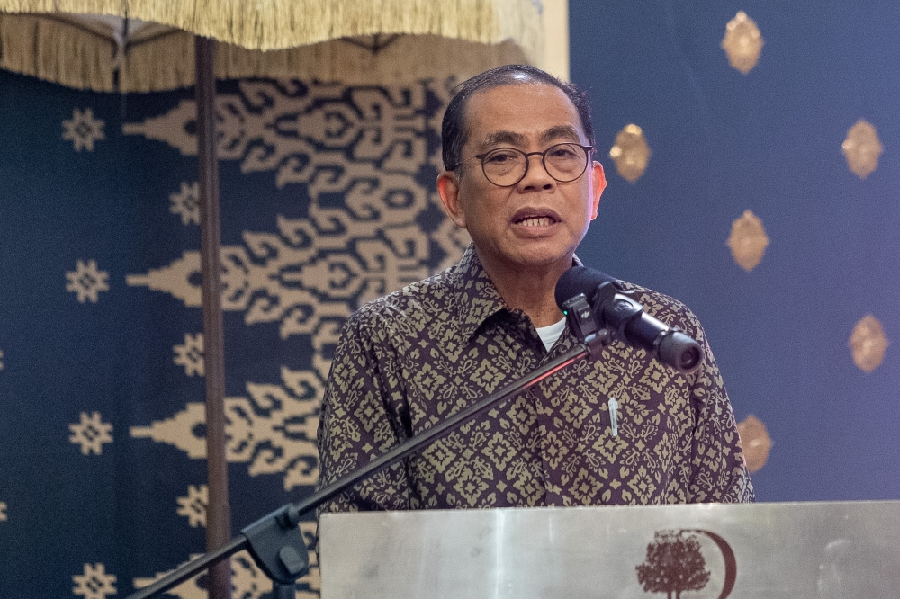 US Navy vessels’ Penang stop was routine, approved by govt, says Khaled Nordin