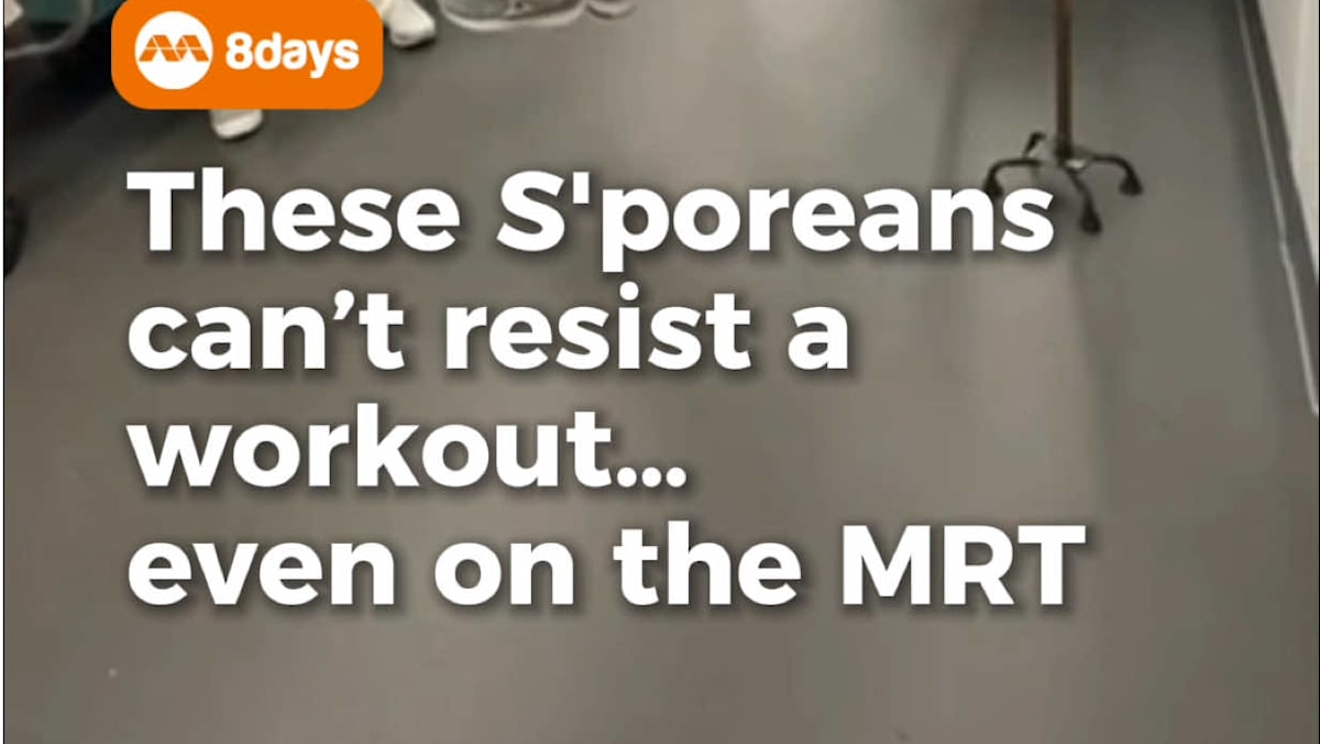 Singaporeans really give no excuses 🫡 Even MRT rides