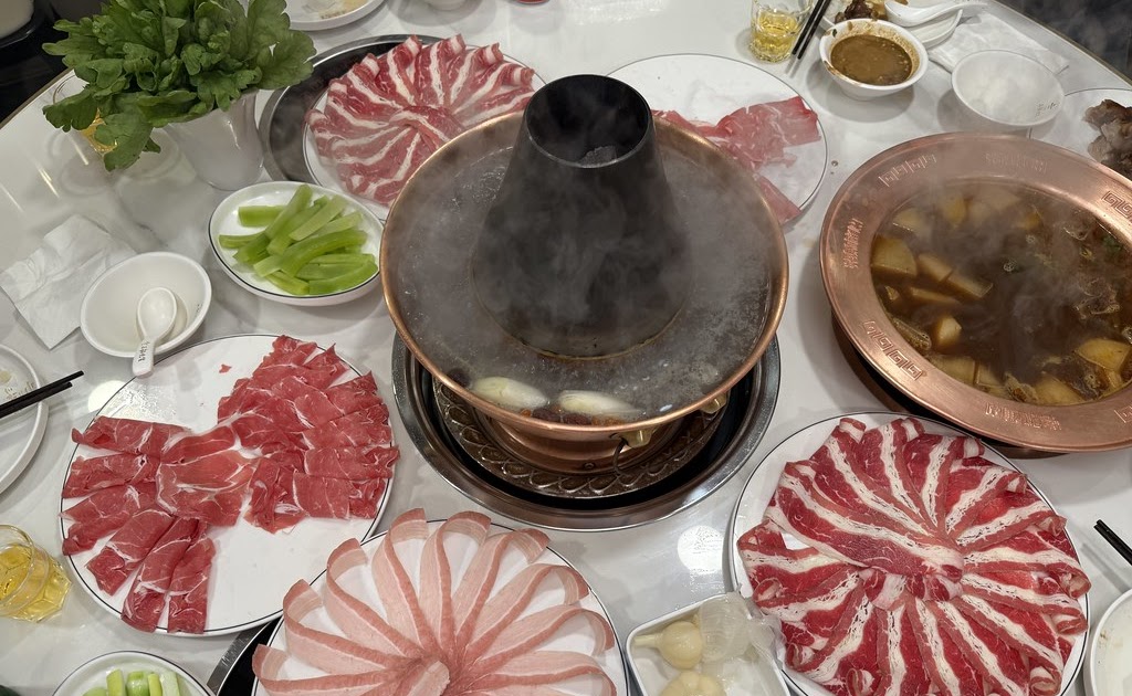 SG Food on Foot | Singapore Food Blog | Best Singapore Food | Singapore Food Reviews: Mr Triple Hotpots (三锅先生) @ Jalan Sultan