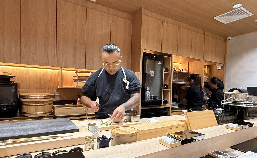 SG Food on Foot | Singapore Food Blog | Best Singapore Food | Singapore Food Reviews: Sushi Masa by Ki-setsu @ Cuppage Plaza