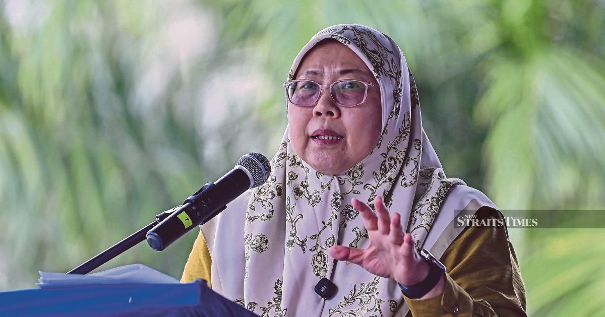 Madani Mart runs on licensing model, no govt funding – Fuziah