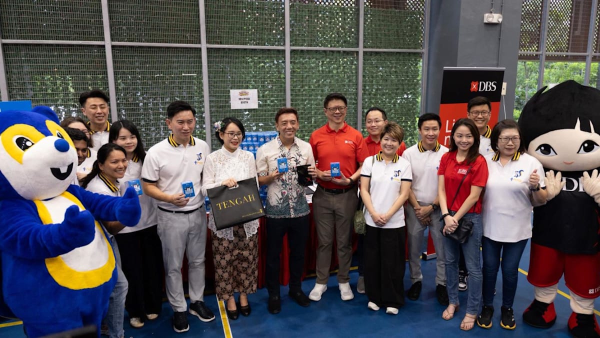 DBS to offer S million cashback redemptions at supermarkets, hawker centres to help with cost pressures