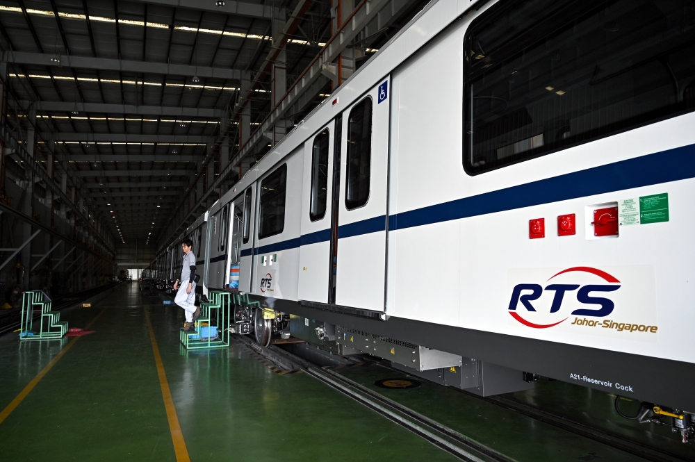 Singapore Parliament clears RTS Link law, paving way for seamless CIQ travel experience