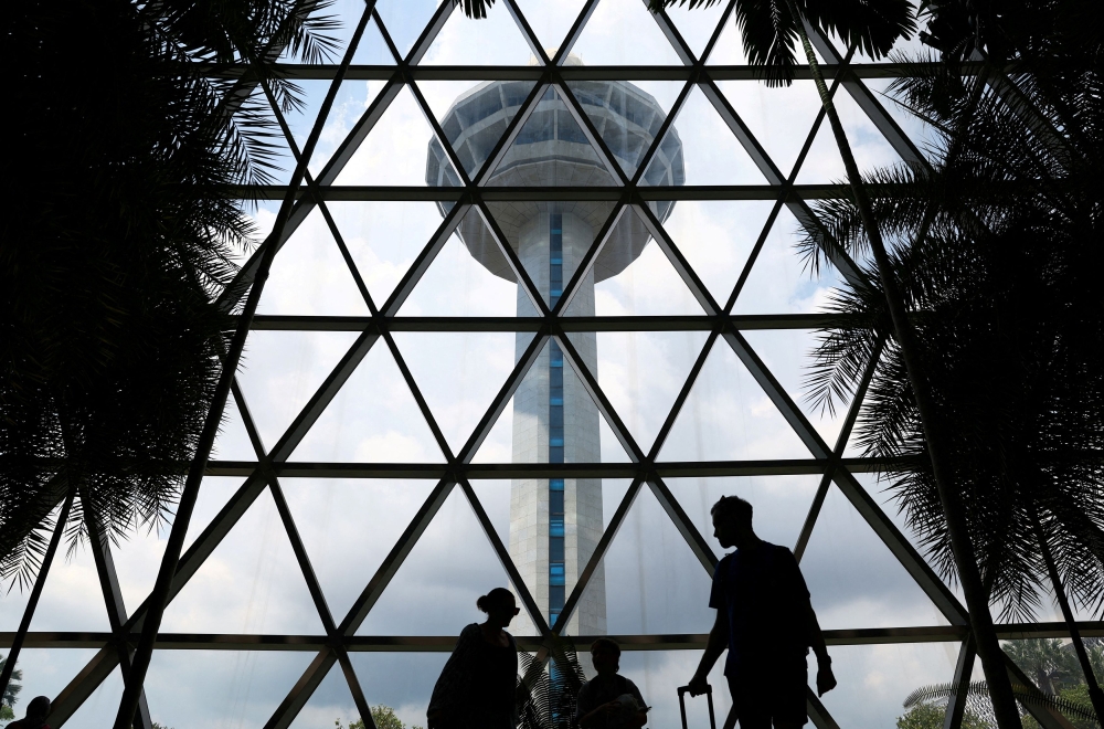 Singapore Changi ranked among world’s most carbon-intensive airports in new report