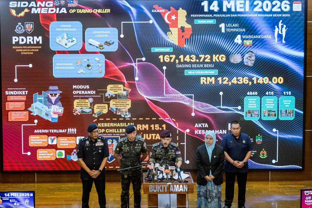 Police seize 167 tonnes of frozen food in Kajang for crackdown on smuggling, halal fraud