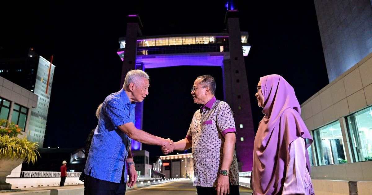 Lee Hsien Loong ends visit to Terengganu