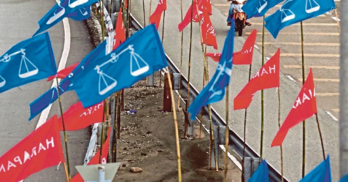 PH, BN likely to contest separately but reunite after polls, says analyst